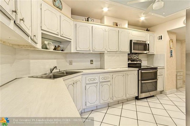 Foto del edificio - 111 N Pompano Beach Boulevard 1503