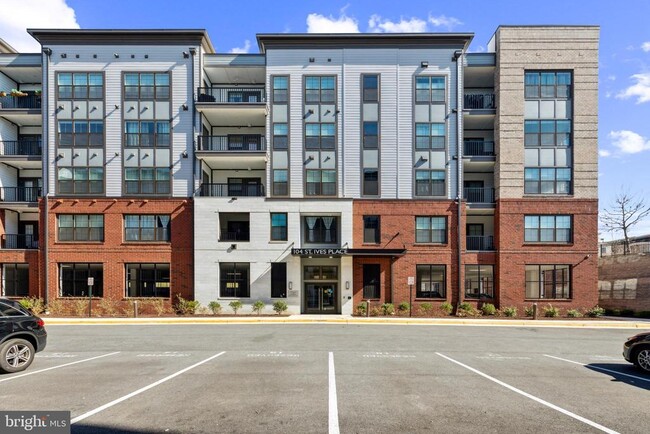 Building Photo - 104 St Ives Pl