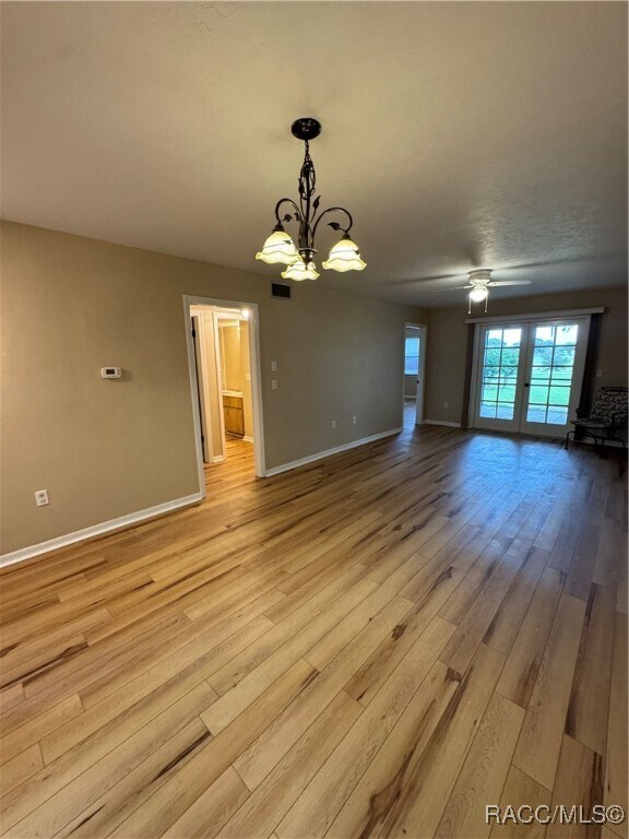 Foto del edificio - 790 E Gilchrist Ct