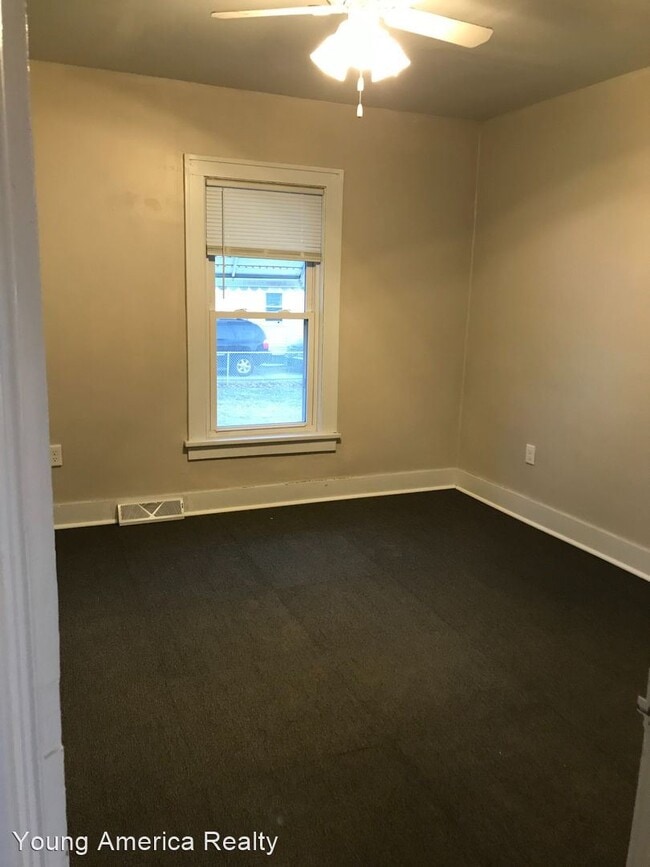 Building Photo - 4 br, 1 bath House - 1606 S. Madison
