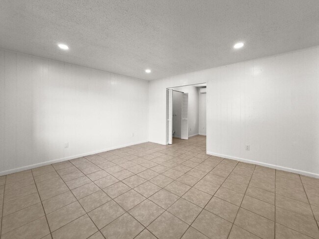 Foto del edificio - 403 NE 26th Ct