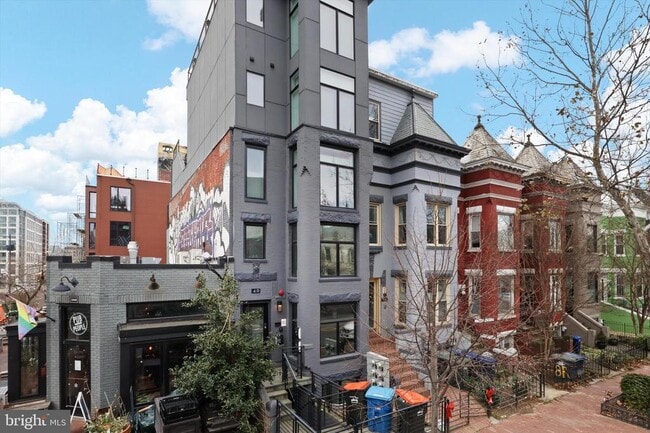 Foto del edificio - 4 R St NW