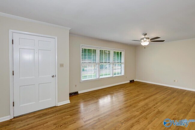 Foto del edificio - 2320 Rodgers Dr NE