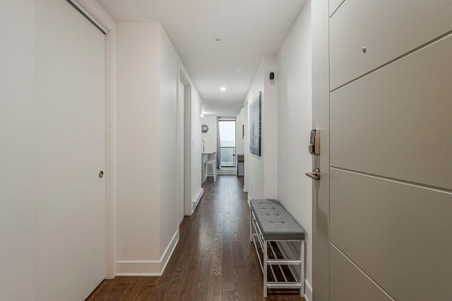 Photo du bâtiment - 100 Rue Murray