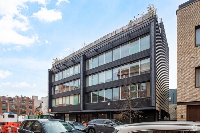 Foto del edificio - 140-142 N 1st St