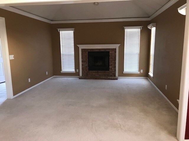 Foto del edificio - Beautiful Well Maintained 3 Bedroom Home In Cedar Ridge Park!