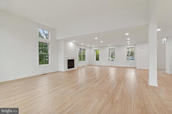 Foto del edificio - 35 Sycamore Pl