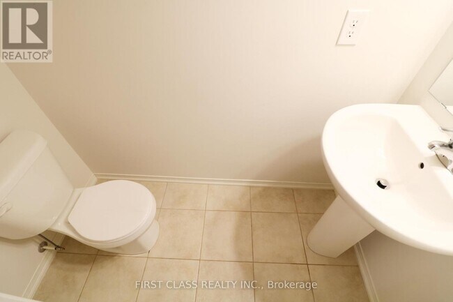 Photo du bâtiment - 2309 Chevron Prince Path