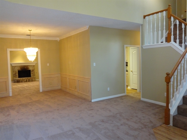 Building Photo - 717 Oteca Drive