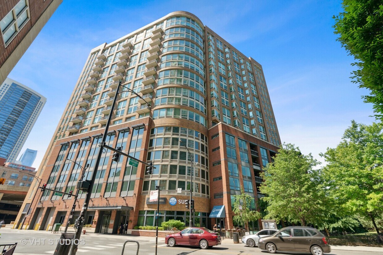 Foto principal - 600 N Kingsbury St