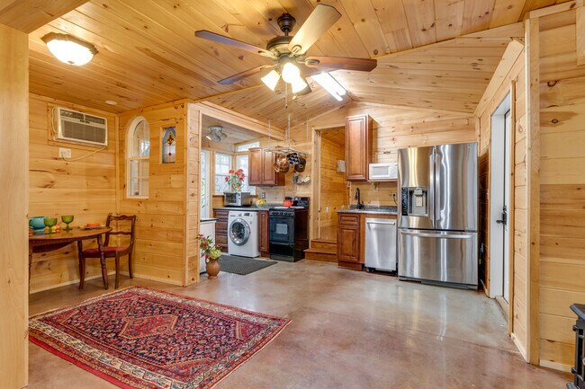 Foto del edificio - 3520 Southwood Dr