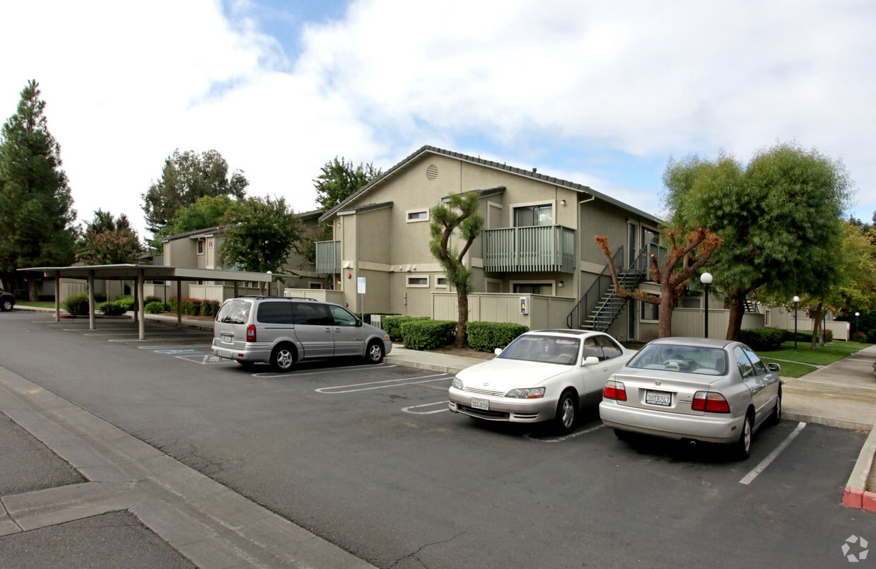 Stonegate Apartments Manteca, CA