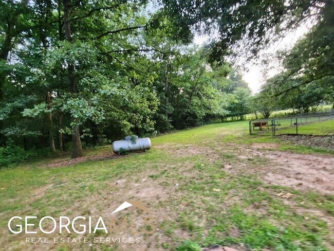 Building Photo - 3171 Bold Springs Rd