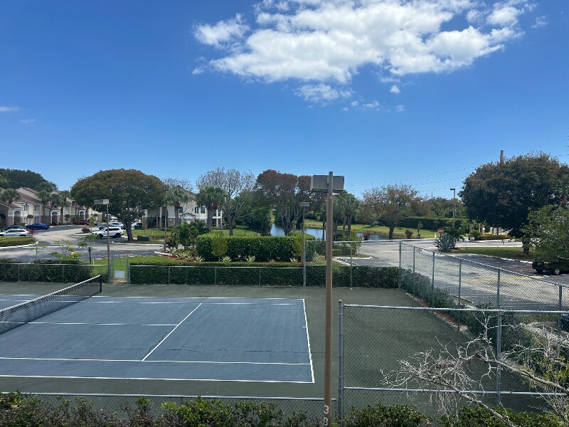 Foto principal - 815 Boynton Beach Blvd