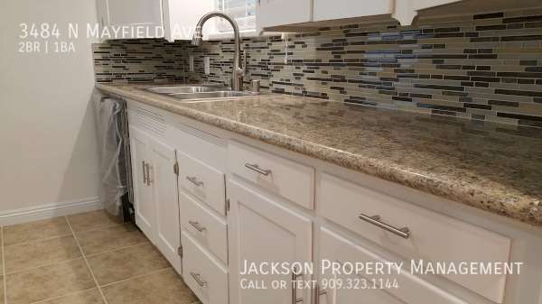 Foto del edificio - 2 bedrooms, 1 bedroom