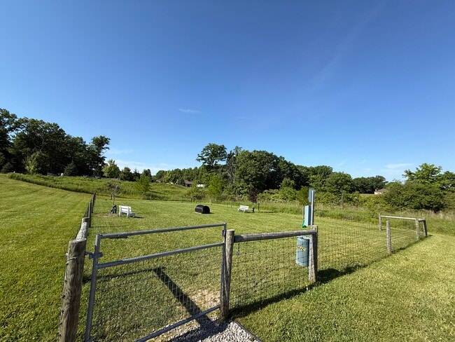 Building Photo - The Meadows Ranch Apartments