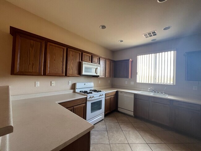 Building Photo - 9231 Cabin Cove Ave