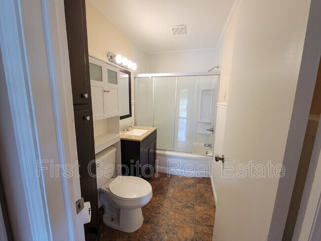 Foto del edificio - 2056 N Sherman St