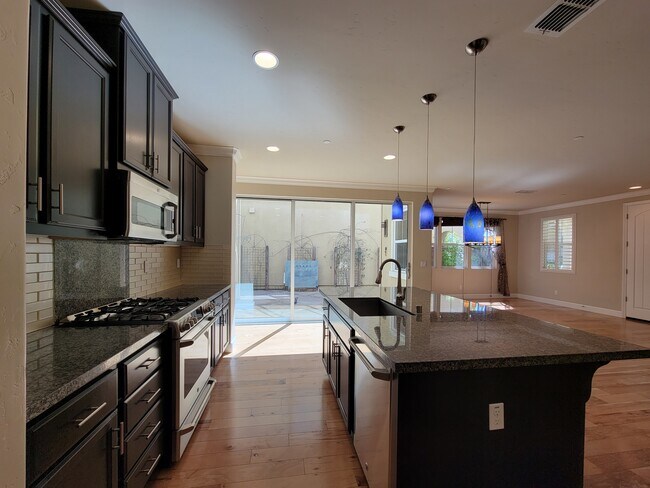 Foto del edificio - 1609 Bonanza Ln