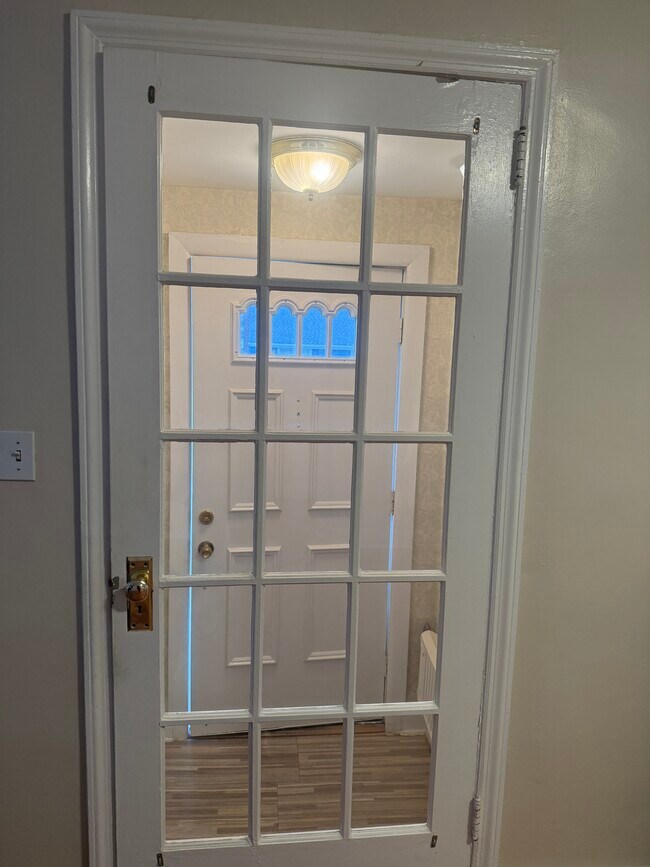 Foto del edificio - 101 N Waldinger St