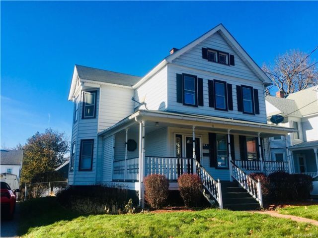 Foto principal - 10 Watkins Ave