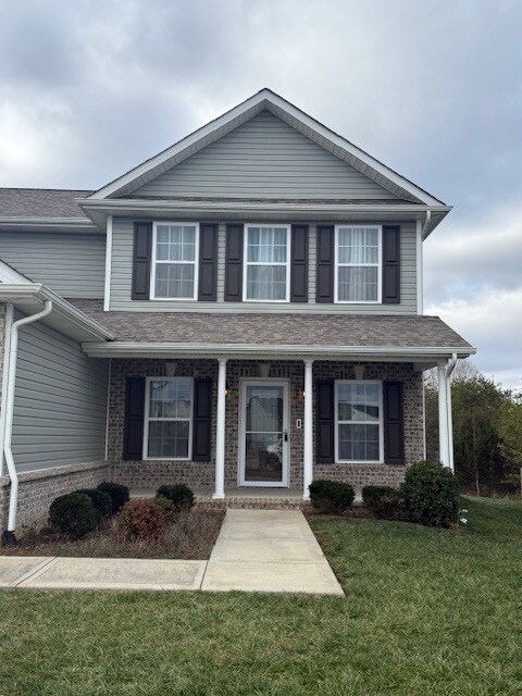 Building Photo - 2604 Farmhouse Dr