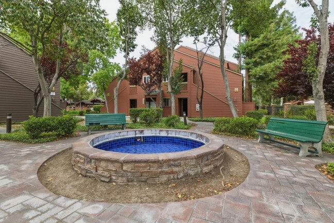 Building Photo - 1144 Yarwood Ct