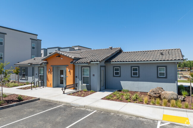 Leasing Office - Vista Del Robles Apartments