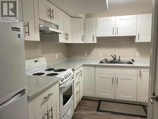 Building Photo - 513 Beaver Ct