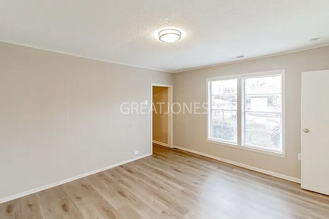Foto del edificio - 2821 Snavely Ave SW