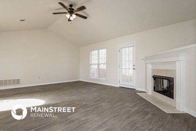 Foto del edificio - 7495 Eleanor Cove