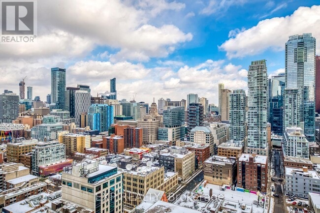 Building Photo - 38 Widmer St