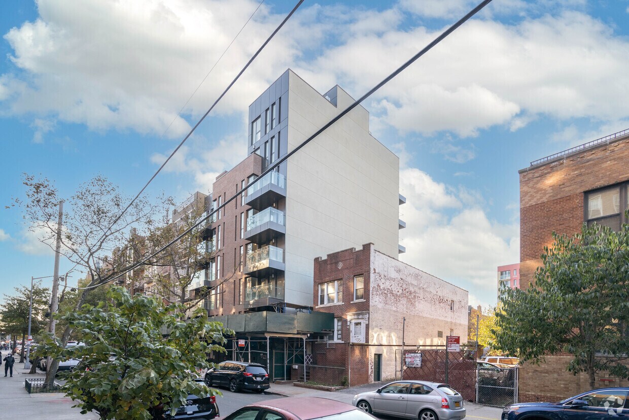 4126 44th St Apartments 4124 44th St Sunnyside, NY