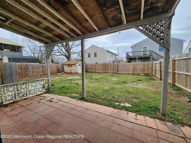 Building Photo - 24 Oceanview Ave