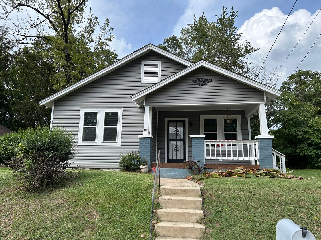 Primary Photo - 413 Preston St