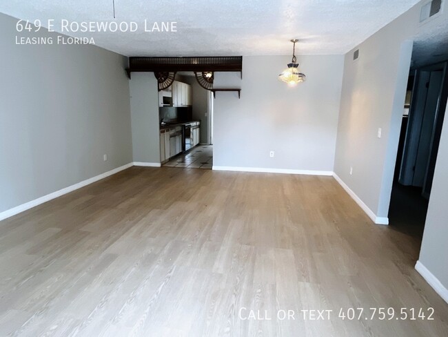 Building Photo - Renovated 3 bedroom 2 bathroom condo