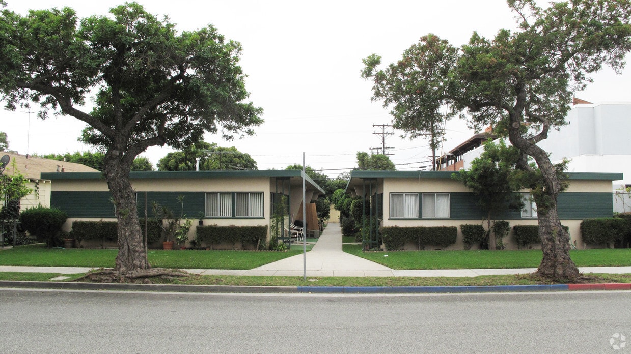 Primary Photo - 2238 28TH St