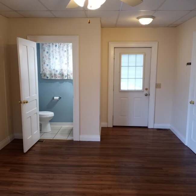 Building Photo - 43 Hawthorne St