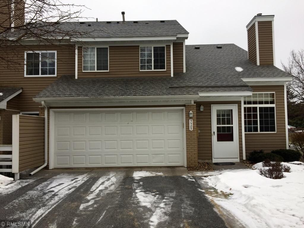 Foto principal - 9985 Fillmore St NE