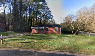 Primary Photo - 215 Banberry Dr SE