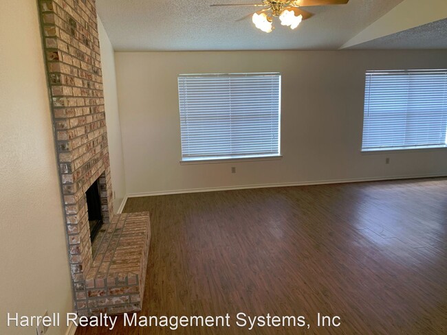 Building Photo - 2 br, 2 bath House - 9112 Woodgate Circle ...