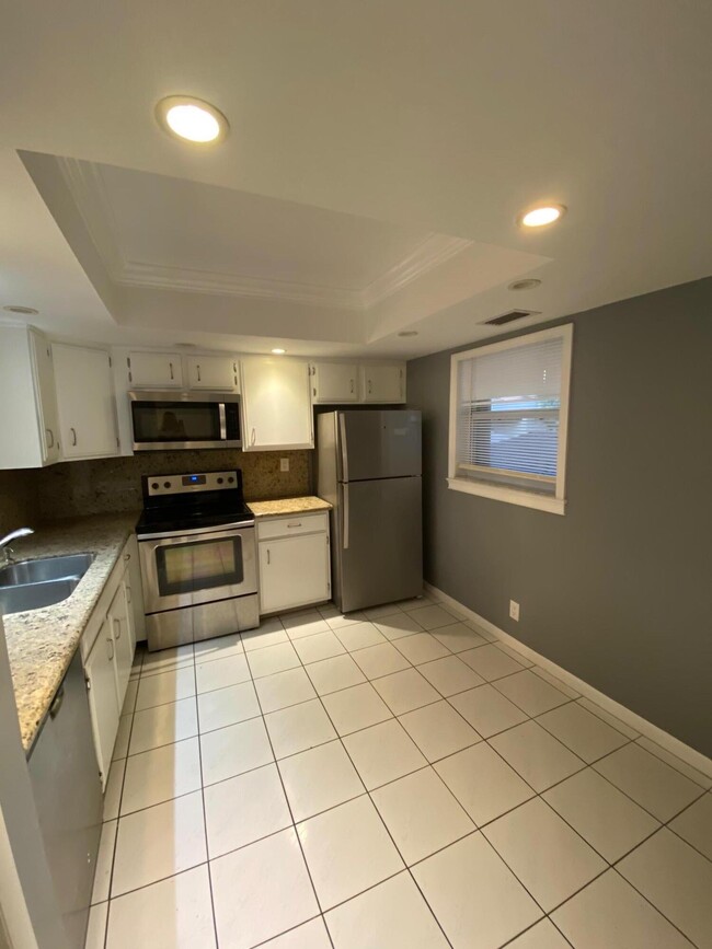 Foto del edificio - 3951 NE 18th Ave