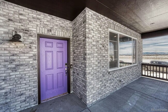 Building Photo - 6098 N Lisbon St