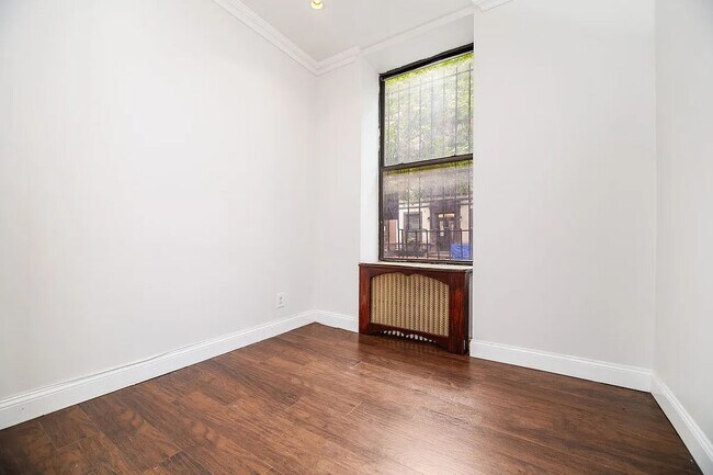 Foto del edificio - 325 East 90th Street