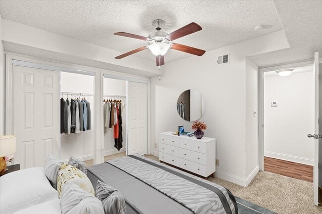 Building Photo - Fiesta Square Apartments & Townhomes