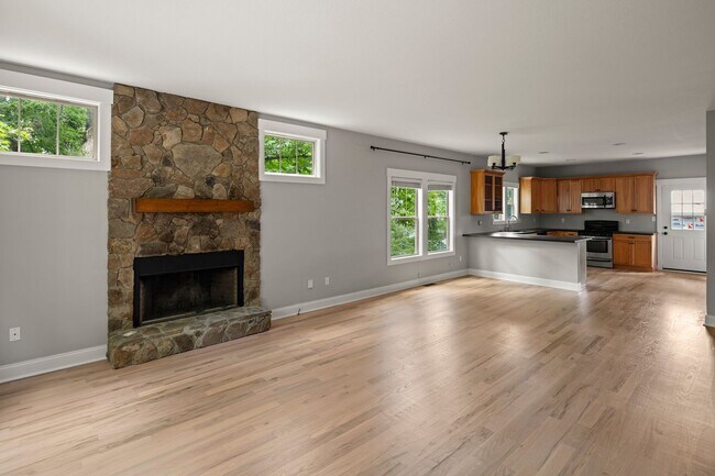 Foto del edificio - Beautiful Beaverdam Home