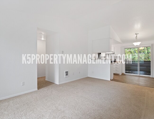 Foto del interior - CEDAR MILL VILLAGE APARTMENTS