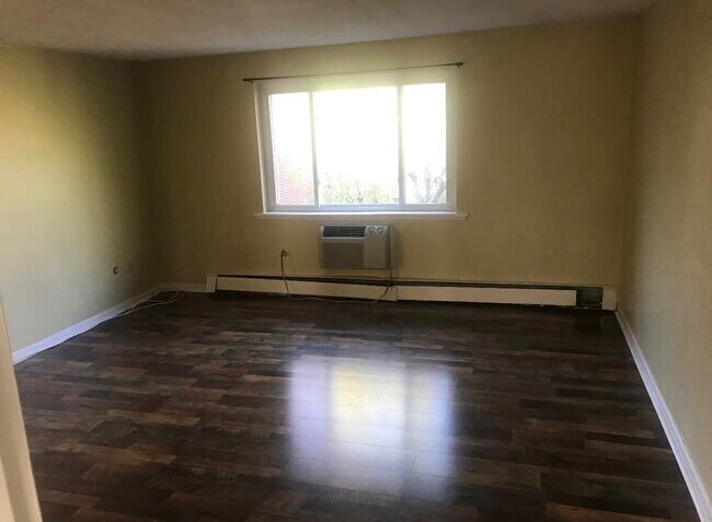 Foto del edificio - 8 Bryon Rd