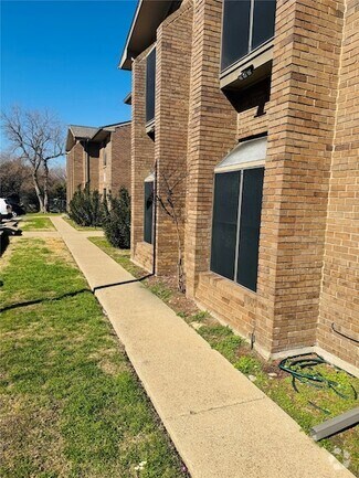 Building Photo - 4448 Chaha Rd