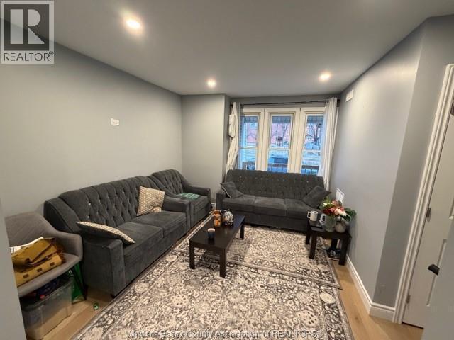 Photo du bâtiment - 25 Giles Blvd E